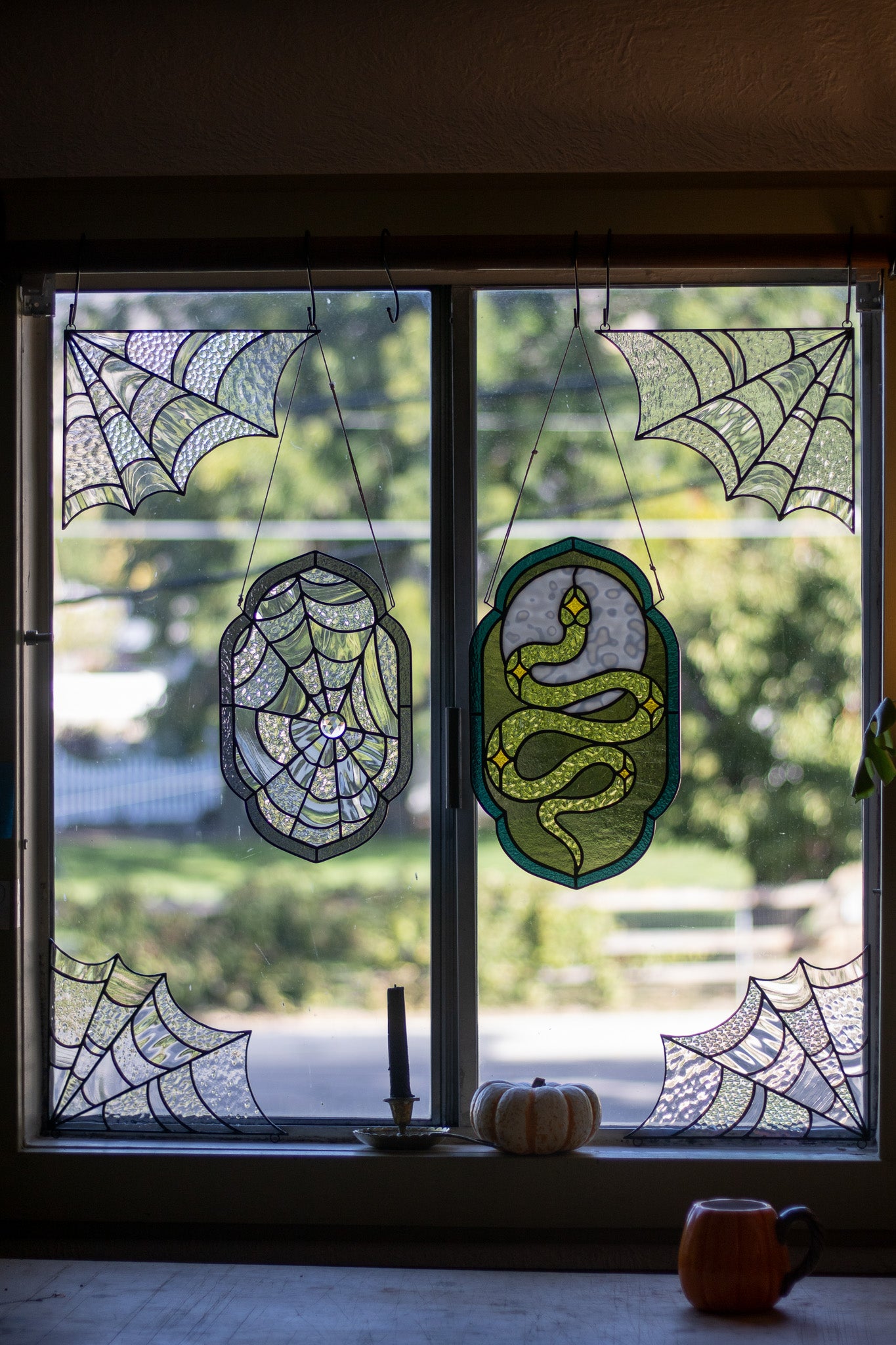 Corner Hanging Spider Web Suncatcher